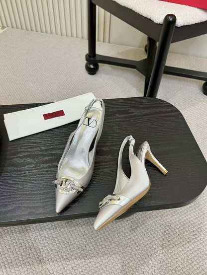 Valentino Women's Pointed Toe Bow High Heels Luxury Patent Leather Pumps