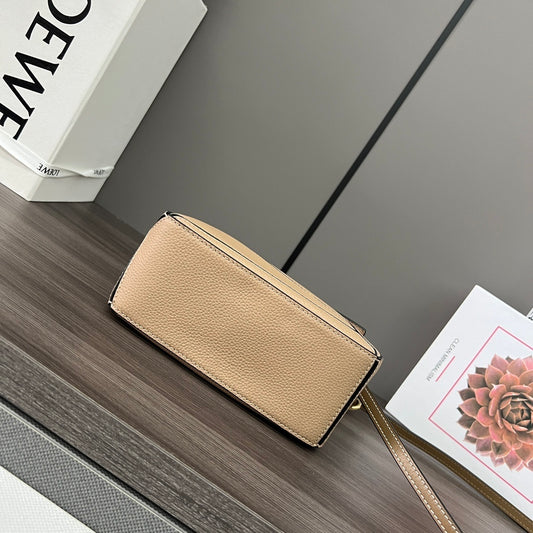 Loewe Beige Puzzle Bag With Geometric Panels And Dual Straps 061838