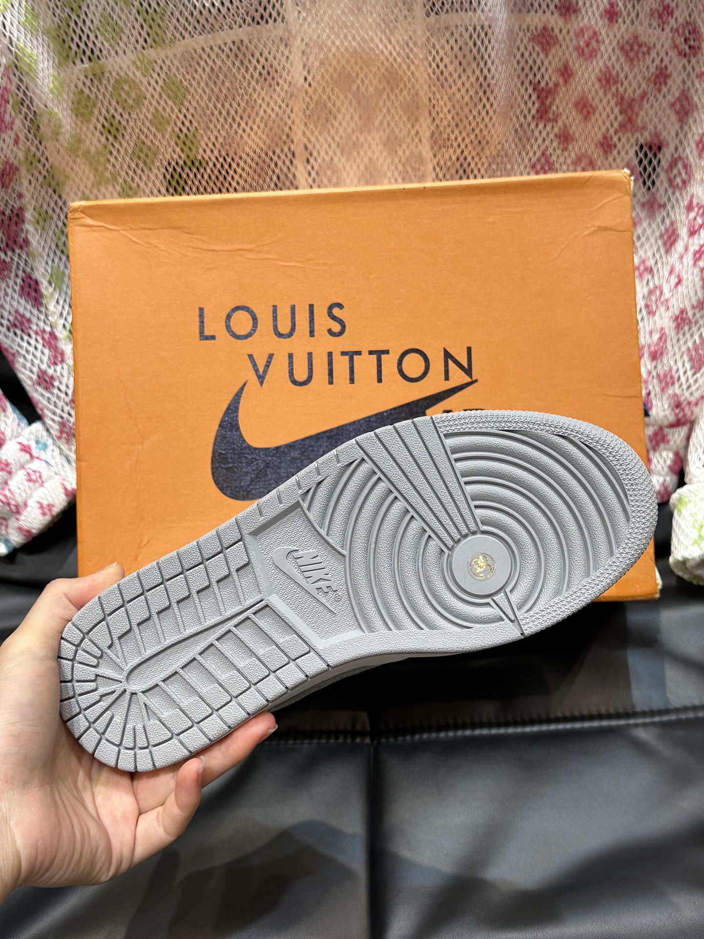 LV x Nike Collaborative Stylish And Comfortable Sneakers