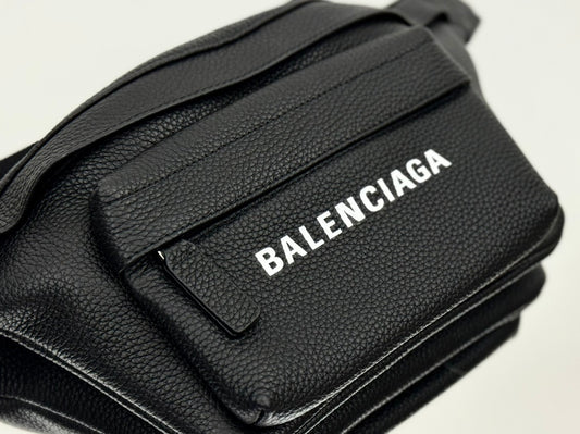 Black Balenciaga Waist Bag with Logo for Fashionable Daily Use Style No.406480