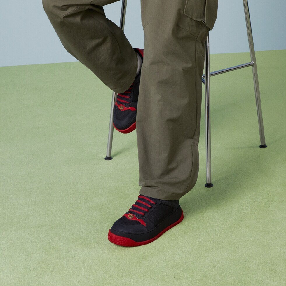 Gucci Unisex Stylish Sneakers With Classic Design Elements