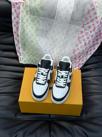 LV x Nike Collaborative Stylish And Comfortable Sneakers