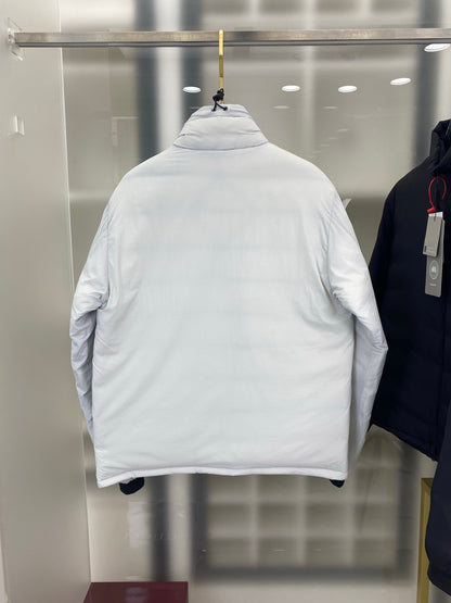 Elegant White Canada Goose Crofton Puffer Jacket for Chilly Days