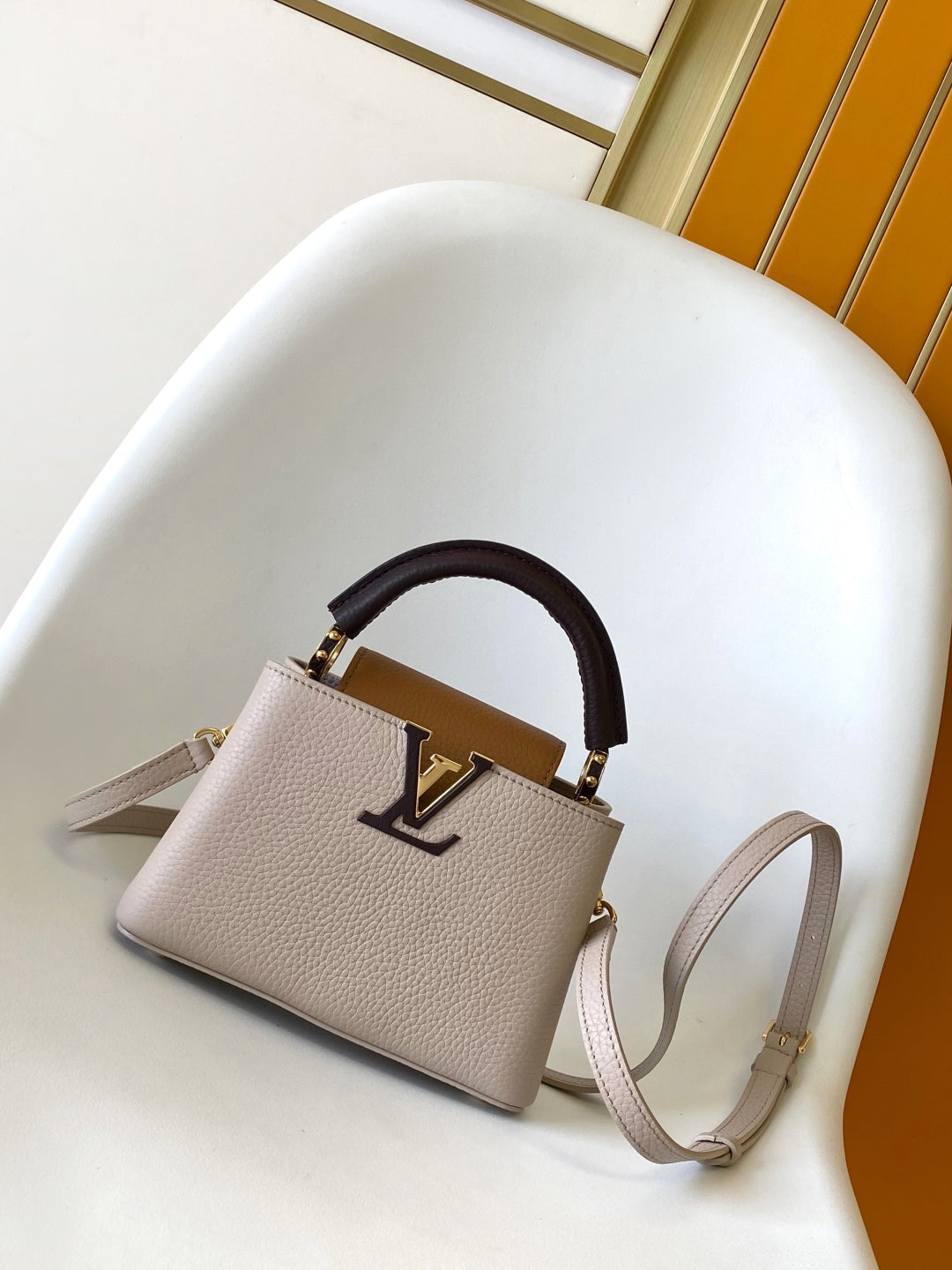 Stylish Louis Vuitton Capucines Bag in Brown Grained Leather for Fashion Enthusiasts 3 colors available