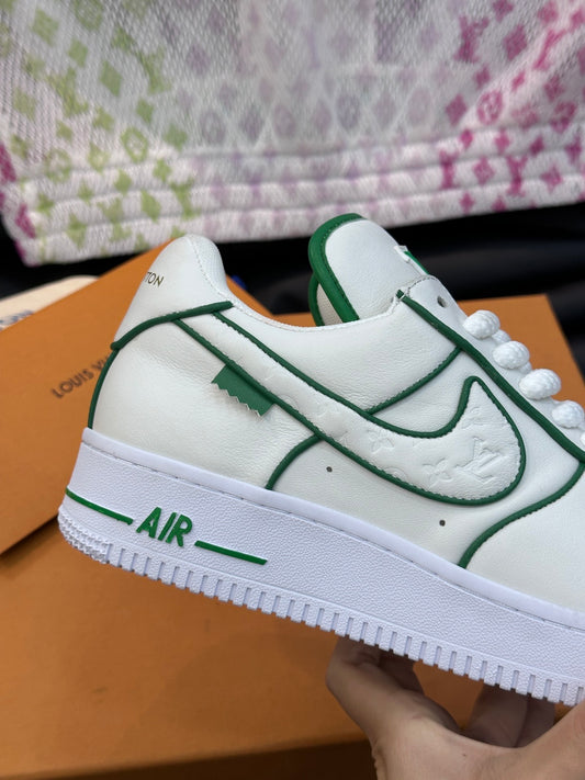 LV x Nike Collaborative Stylish And Comfortable Sneakers