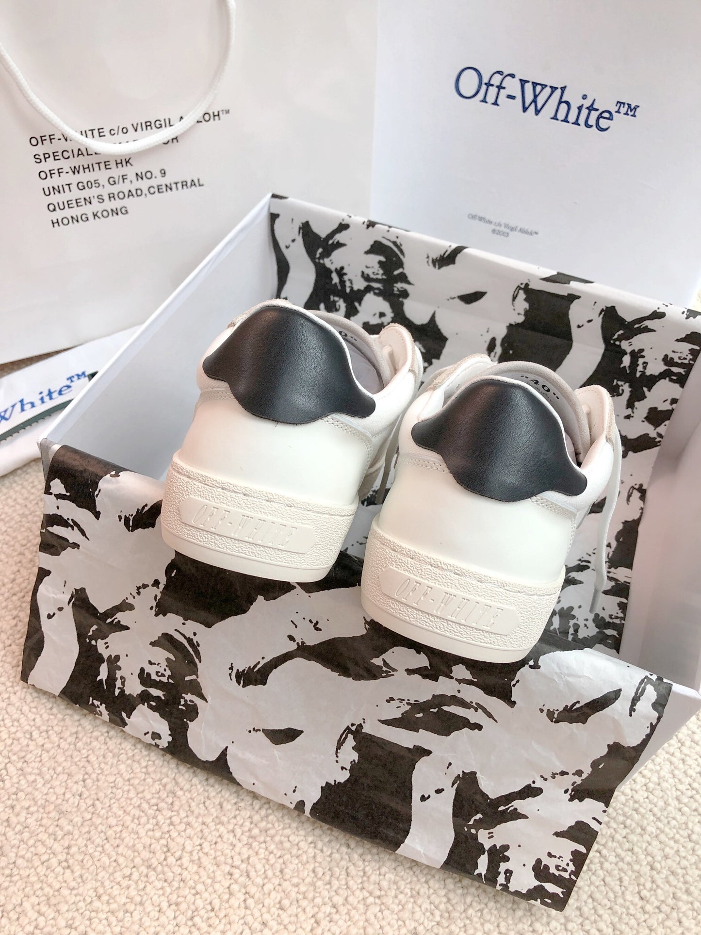 Off-White Arrow Unisex Casual Sneakers