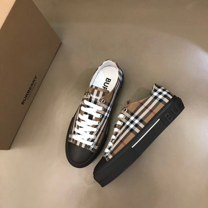 Burberry Unisex Plaid Canvas Sneakers Fashionable Versatile Footwear For Men And Women With Iconic Check Pattern