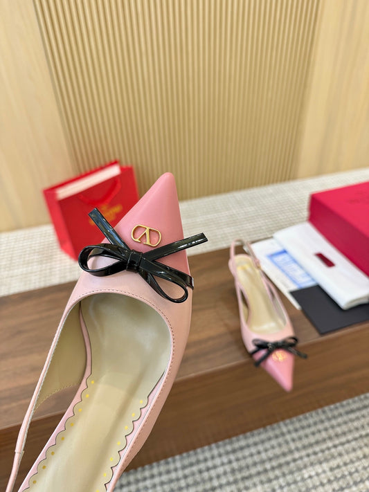 Valentino Women's Pointed Toe Bow High Heels Luxury Patent Leather Pumps