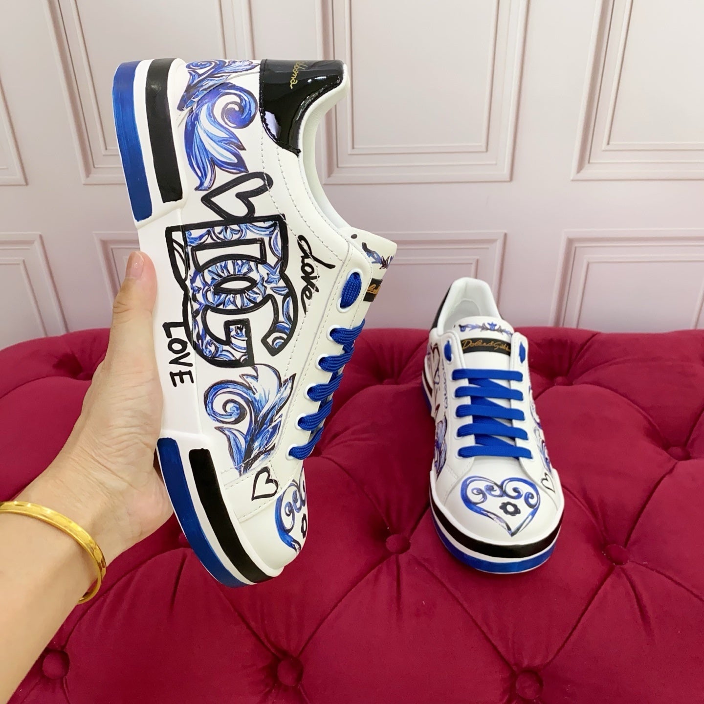 Dolce & Gabbana DG Logo Unisex Casual Sneakers