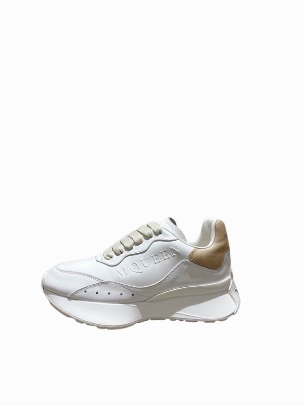 Chic Alexander McQueen Oversized Sneakers In White And Beige For Trendy Outfits