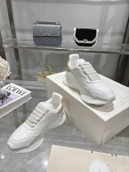 Chic Alexander McQueen Oversized Sneakers In White And Beige For Trendy Outfits