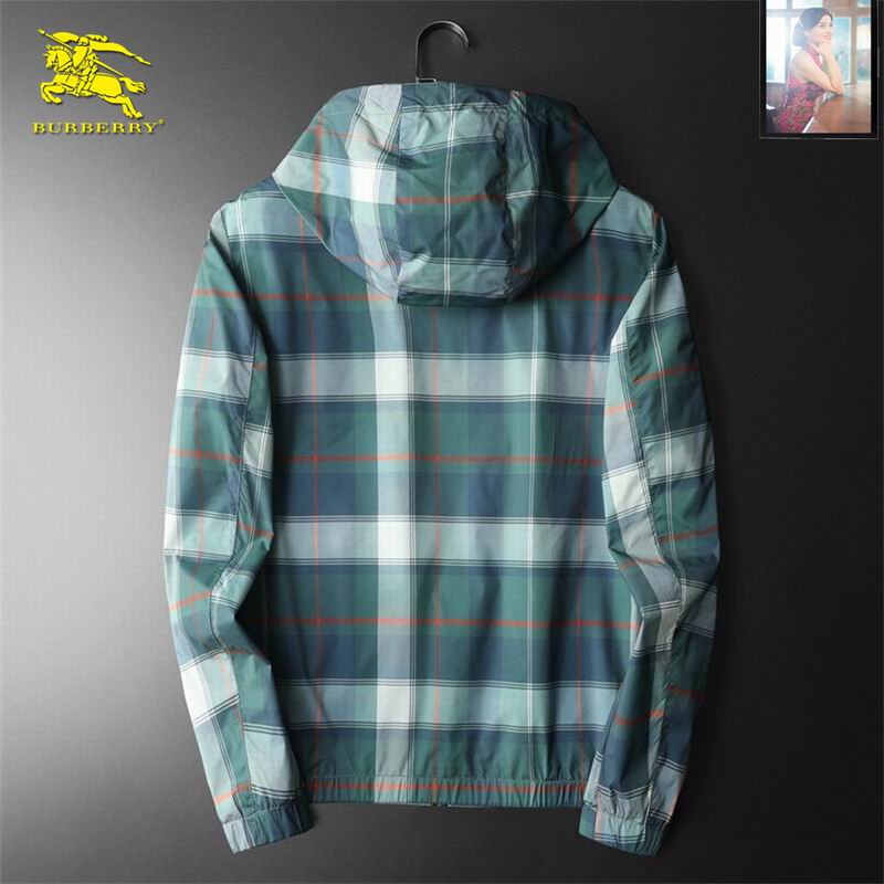 Burberry - Style Checkered Hooded Jacket With Equestrian Logo