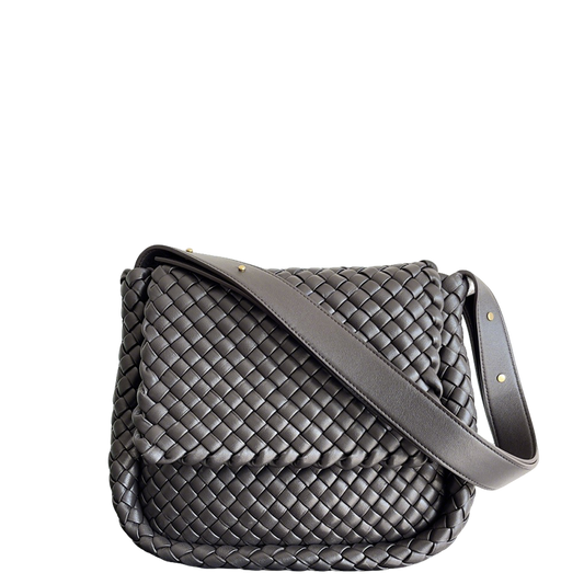Bottega Veneta Woven Leather Crossbody Bag With Distinctive Pattern And Adjustable Strap Style No.709418