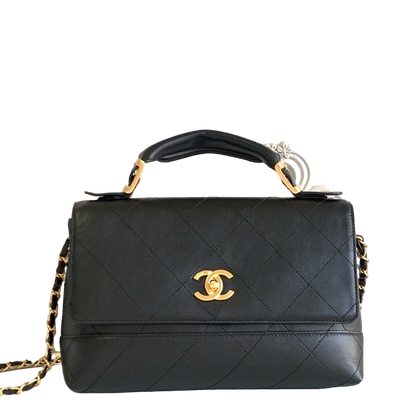 Chanel hobo Black Quilted Leather Handbag With Gold CC Logo And Chain Strap 5637