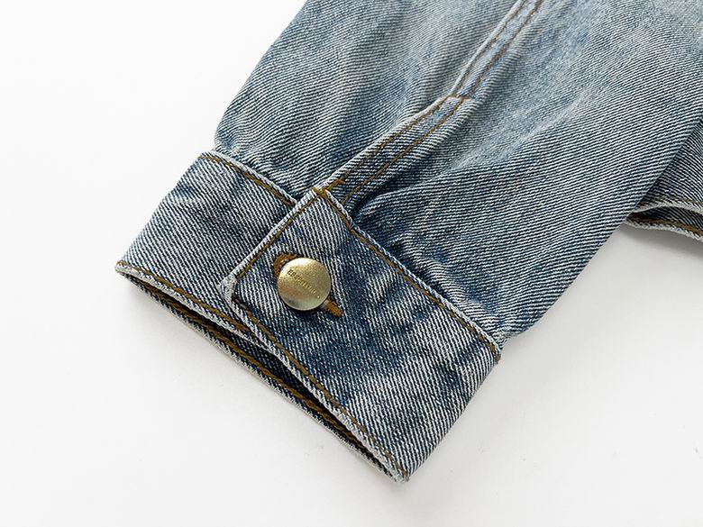 FOG Style Classic Blue Denim Jacket With Button Front And Chest Pockets