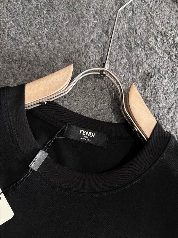 Elegant Fendi Roma White/Black T - Shirt With Bold Yellow Branding For Fashion Lovers