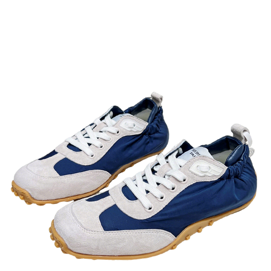 Hermès Unisex Blue And White Sneakers For Luxury Casual Comfort