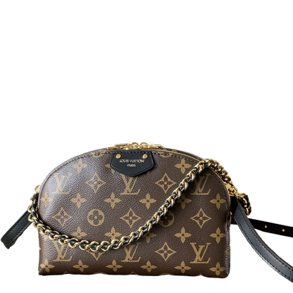 Louis Vuitton Monogram Canvas Chain - Linked Shoulder Bag Stylish Luxury Accessory for Fashionistas