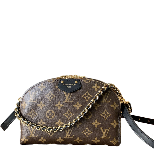 Louis Vuitton Monogram Canvas Chain - Linked Shoulder Bag Stylish Luxury Accessory for Fashionistas