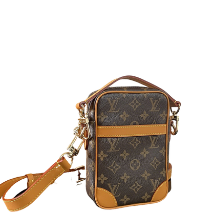 Louis Vuitton Monogram Canvas Crossbody Phone Bag Stylish Compact Accessory for Daily Use