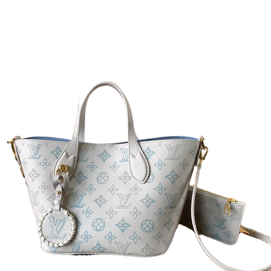 Louis Vuitton Monogram Canvas Tote Bag Stylish Design With Matching Pouch For Fashion Lovers