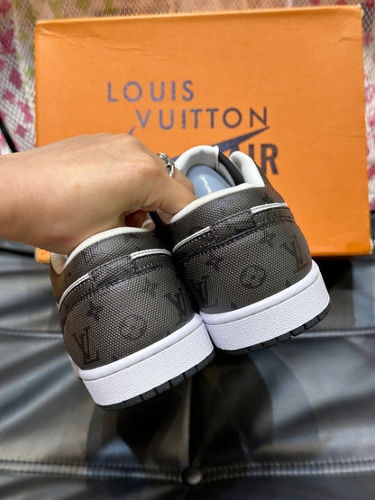 LV x Nike Collaborative Stylish And Comfortable Sneakers