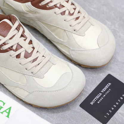 Bottega Veneta White And Black Suede Low - Top Sneakers