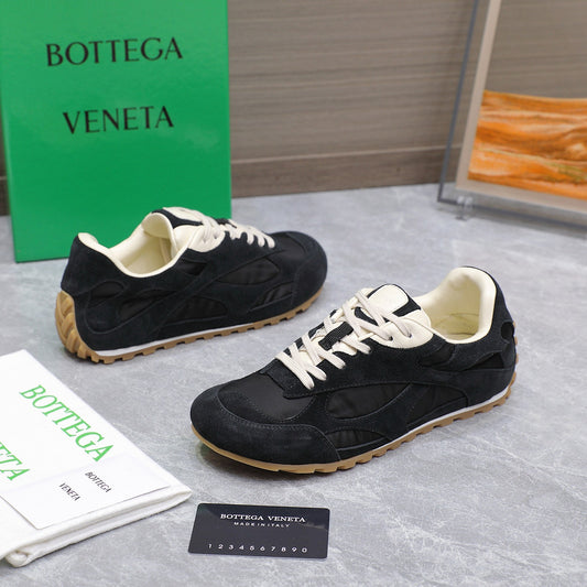 Bottega Veneta Unisex Black And White Suede Low - Top Sneakers