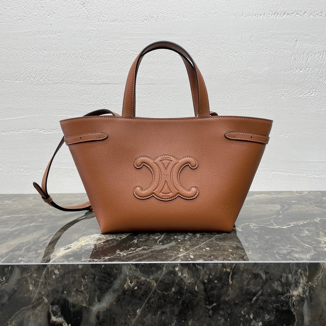 Gorgeous Black Celine CABAS ANAIS Handbag With Classic Logo 118613