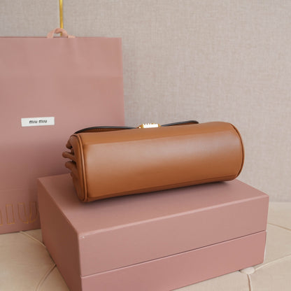 Miu Miu Brown Leather Crossbody Bag With Gold Chain Strap 5BD266