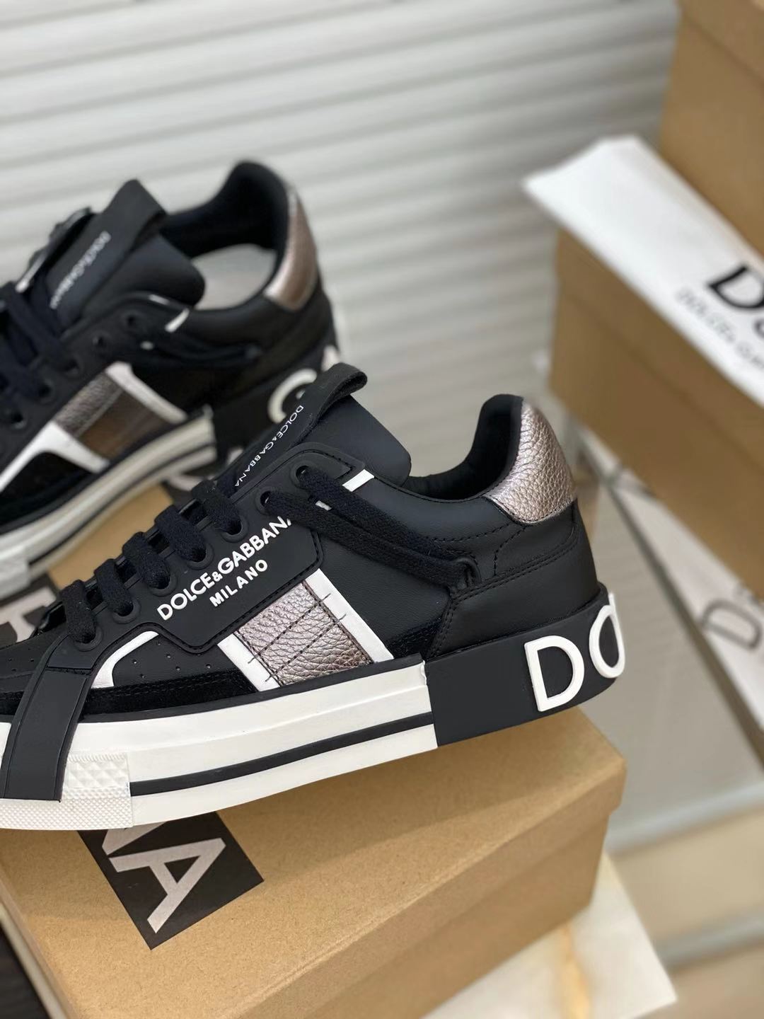 Dolce & Gabbana Milano Unisex Casual Sneakers