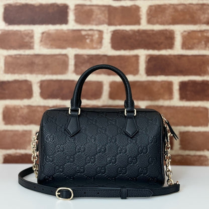 Gucci Black Guccissima Leather Top Handle Bag With Gold Tone Chain Straps 815255