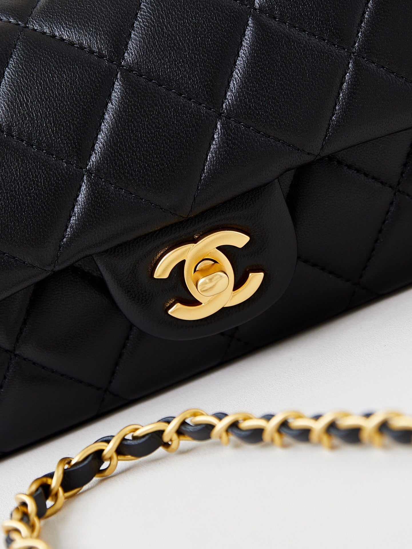 Chanel Black Quilted Leather Handbag With Gold Chain And Signature CC Logo AS4947