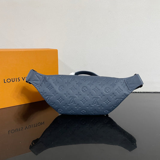 High Quality Louis Vuitton Embossed Leather Bumbag Stylish Design Luxury Fashion Bag