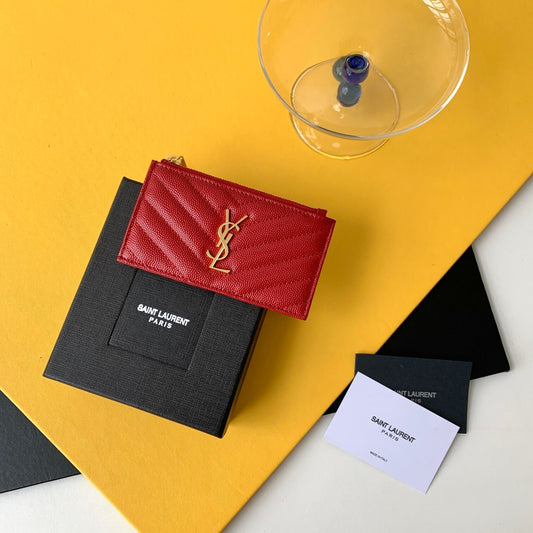 Stylish Saint Laurent Quilted Leather Zip Card Holder with Silver Logo 607915