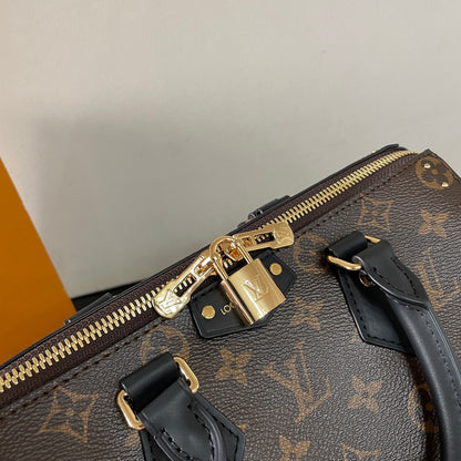 Louis Vuitton Speedy Trunk 25 Handbag In Monogram Canvas With Black Accents And Gold Hardware