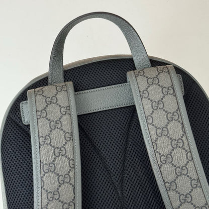 Fashionable Gray Gucci Backpack With Signature GG Pattern And Functional Design 821938