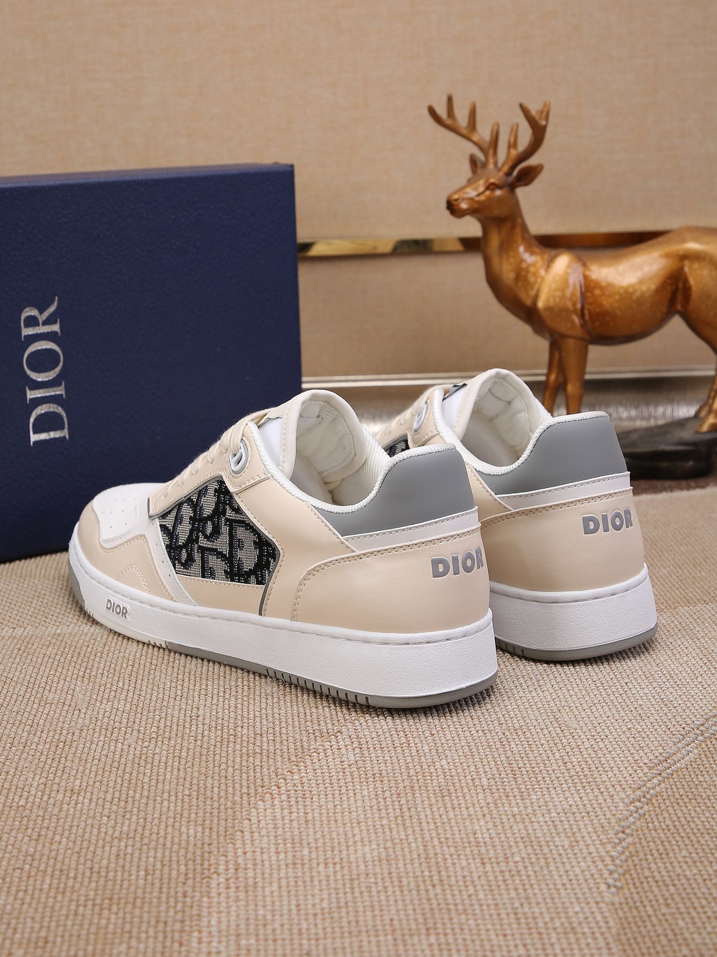 Dior Mens Sneakers Luxury Leather Casual Shoes With Oblique Pattern