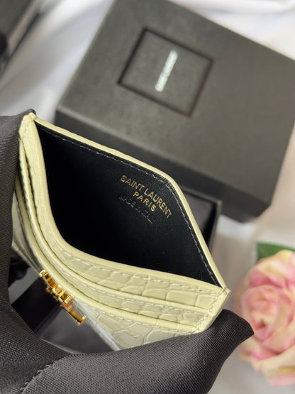 Gorgeous Saint Laurent Croc Embossed Leather Card Holder 423291