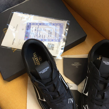 Valentino Unisex Sneakers VLTN Logo Luxury Fashion Sneakers