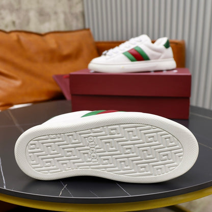 Gucci Unisex Sneakers With Iconic Green And Red Web Stripes