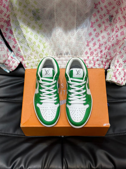 LV x Nike Collaborative Stylish And Comfortable Sneakers