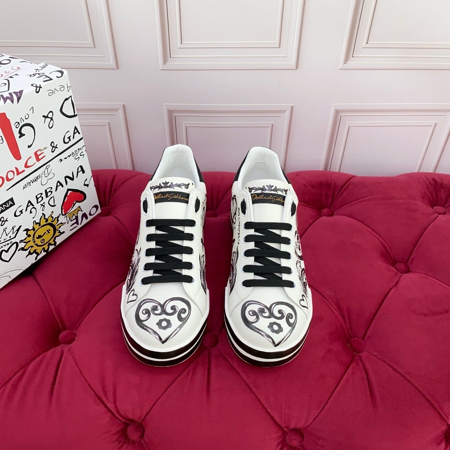 Dolce & Gabbana DG Logo Unisex Casual Sneakers