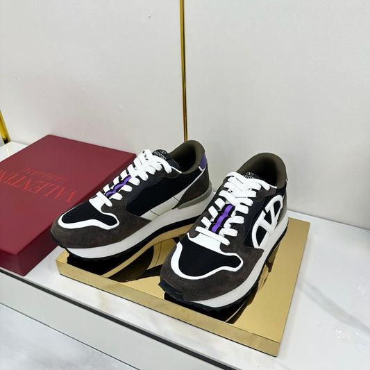 Valentino Garavani Stylish Color - Block Casual Sneakers For Trendsetters