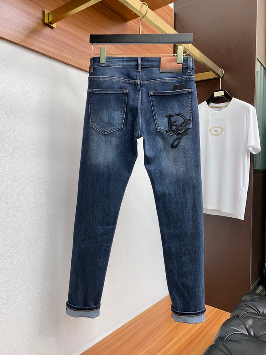 Dolce & Gabbana Dark Blue Denim Jeans With Rolled - Up Cuffs
