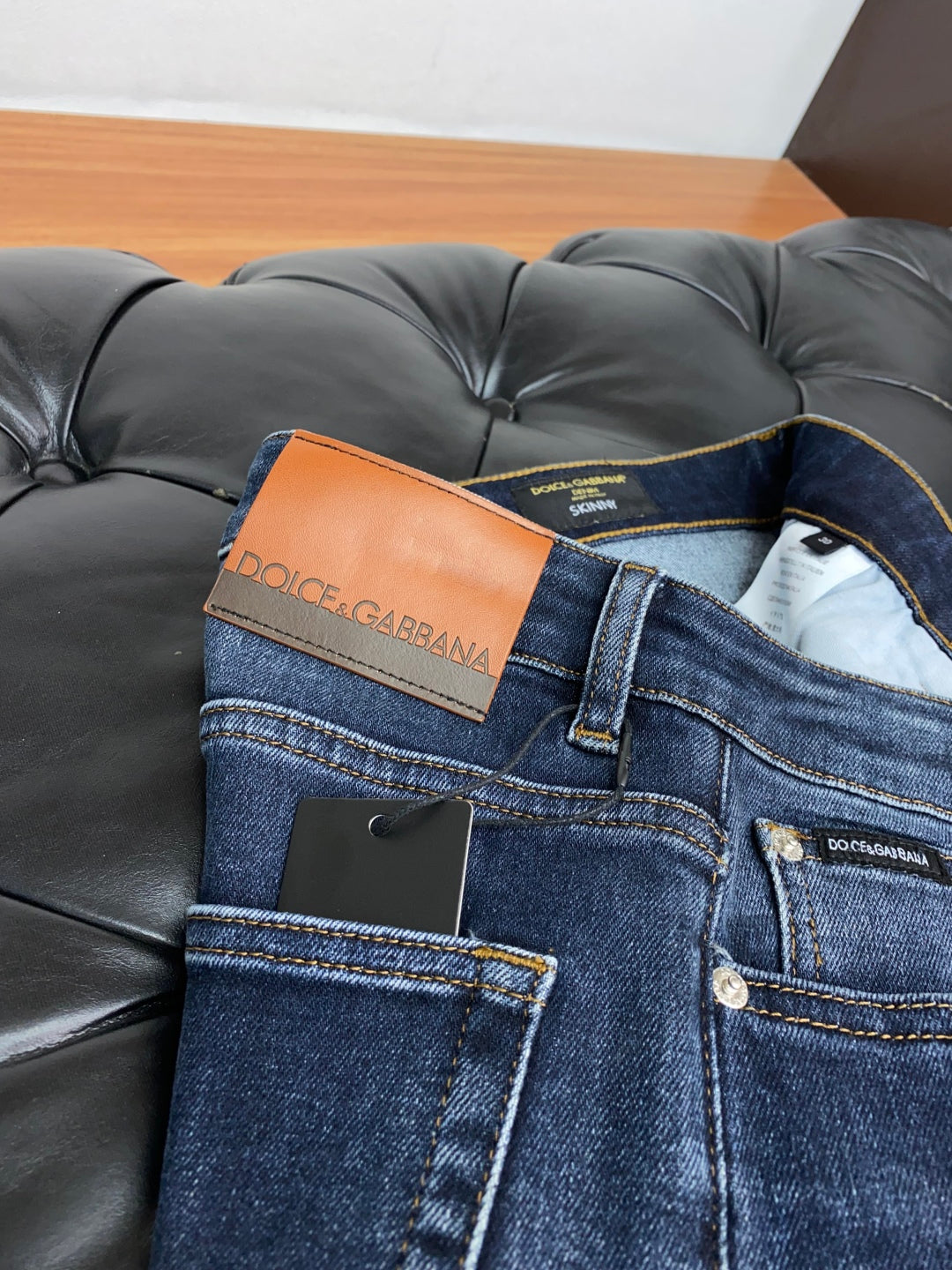 Dolce & Gabbana Dark Blue Denim Jeans With Rolled - Up Cuffs