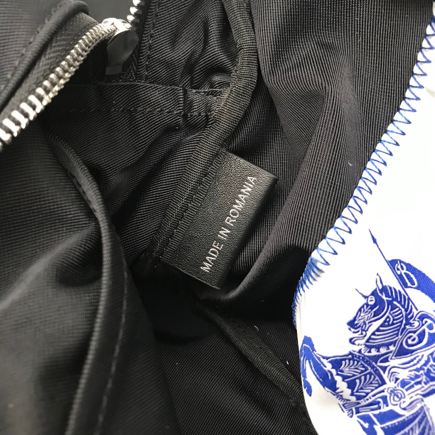 Classic Black Burberry Messenger Bag With Equestrian Knight Logo And Adjustable Strap Style No.265