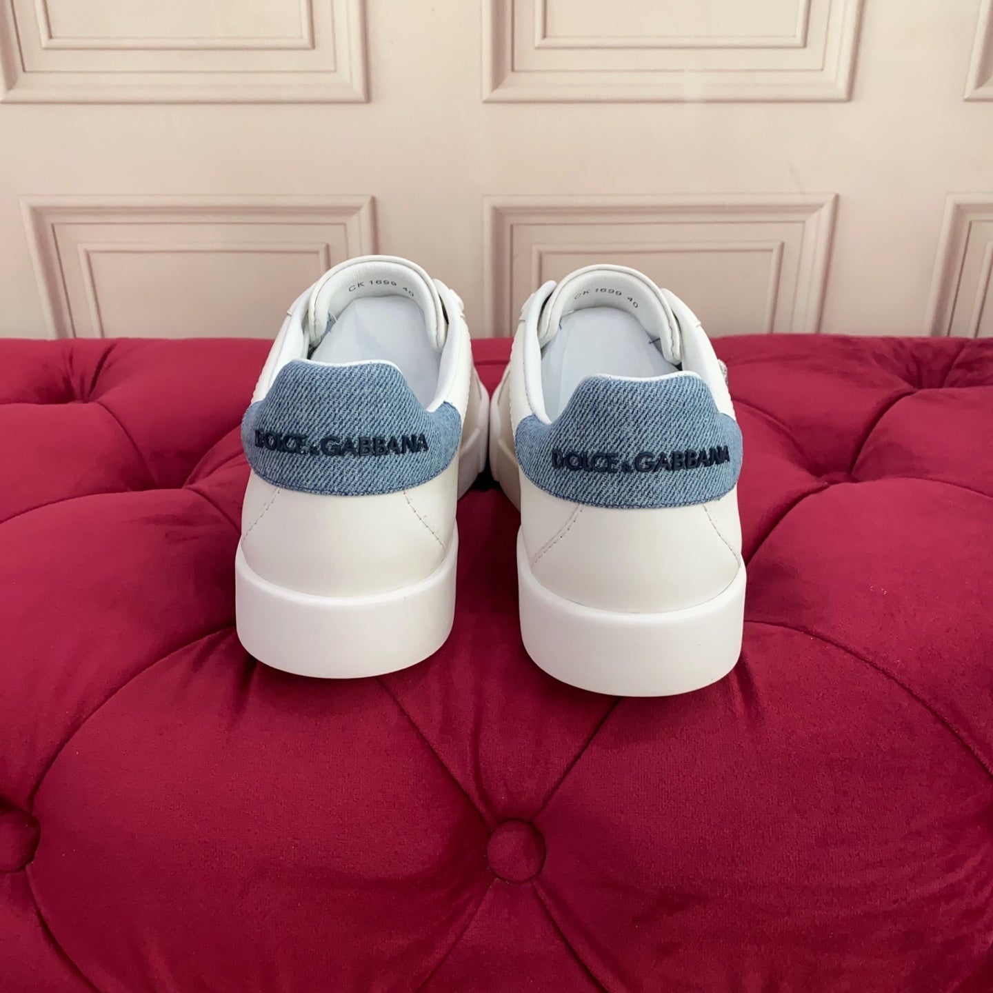 Dolce & Gabbana DG Logo Unisex Casual Sneakers