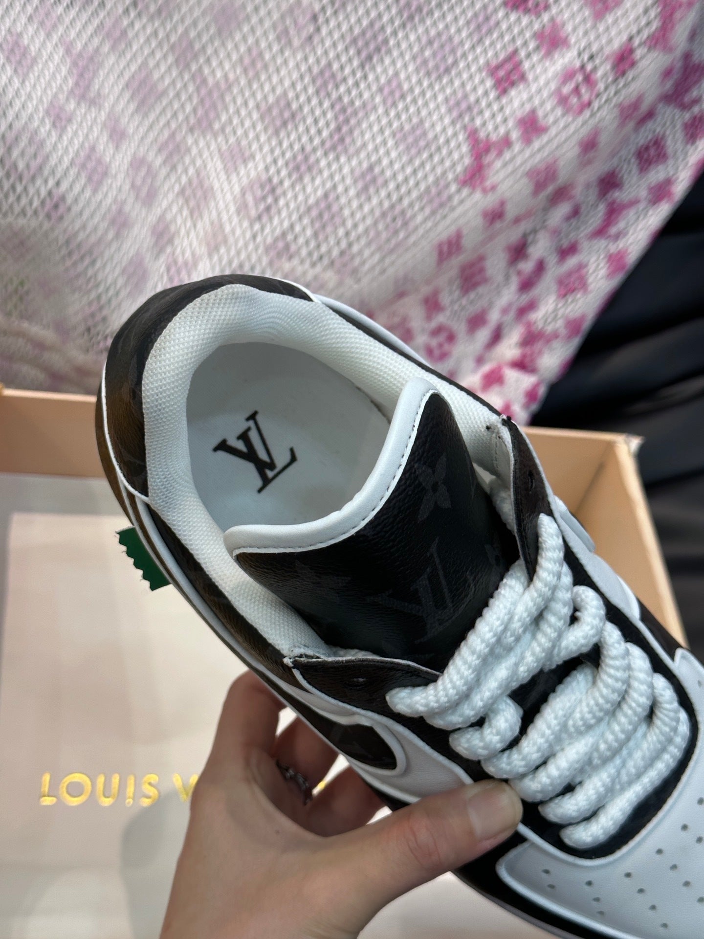 LV x Nike Collaborative Stylish And Comfortable Sneakers