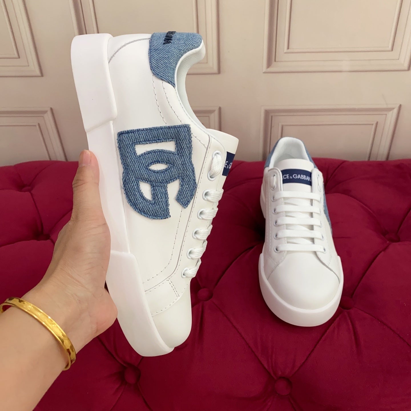Dolce & Gabbana DG Logo Unisex Casual Sneakers